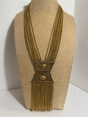 Goldette Victorian Ornate Pendant Fringe Necklace